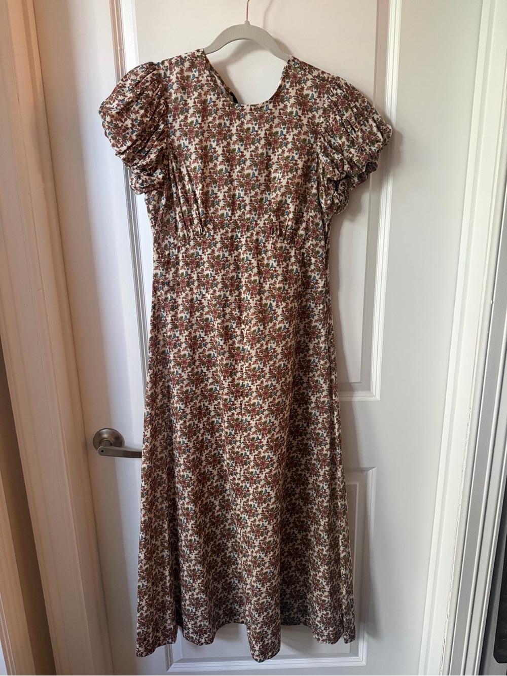Doen Cream Midi Dress with Brown & Green Floral Print